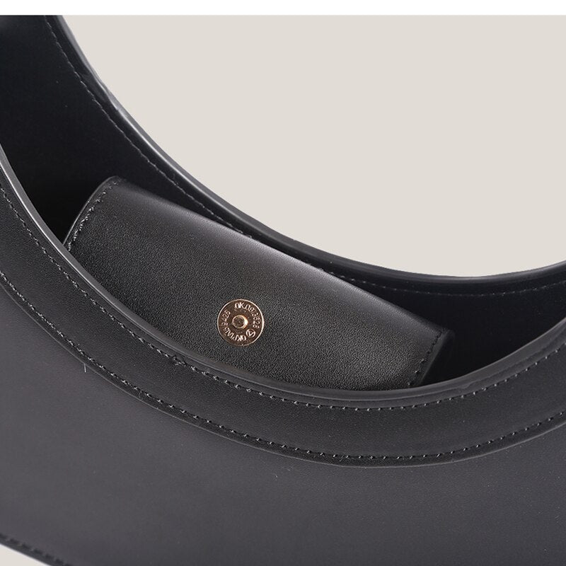 Maison Maryim Cutout Personality Ring Tote & Briefcase — back view — handbag