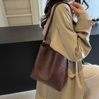 Maison Maryim Everyday Commuter Tote — detail view — tote